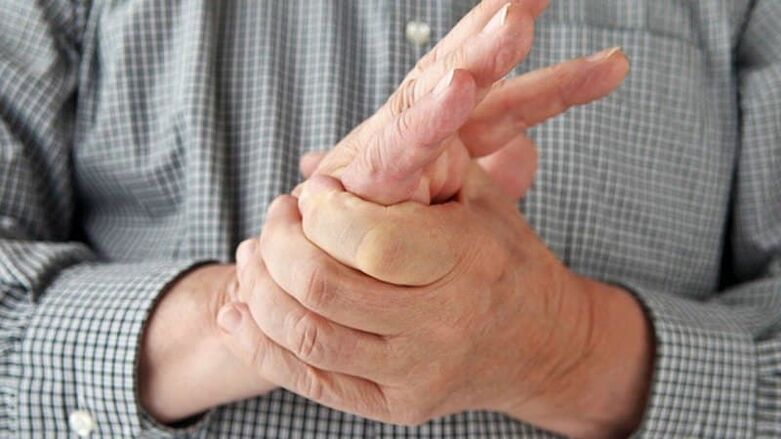 How to get rid of the pain in the finger joints
